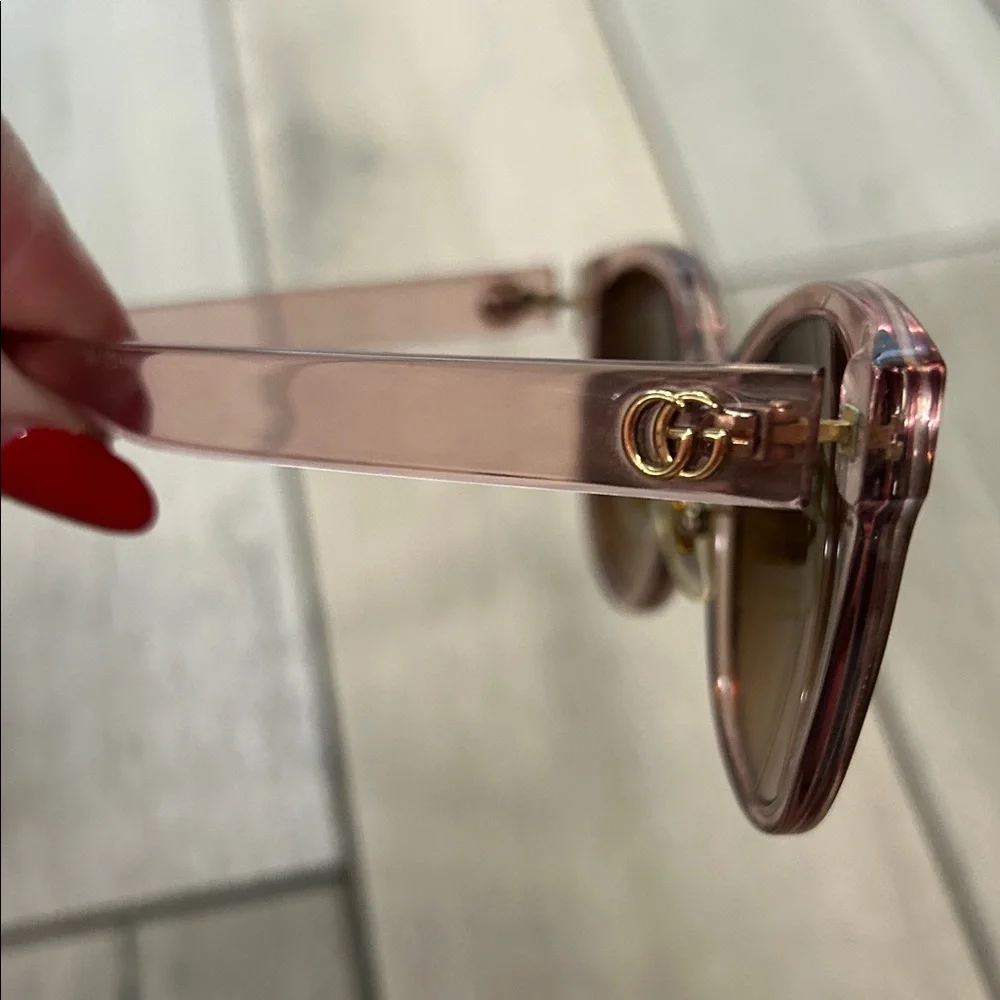 Gucci  Translucent Pink Sunglasses - Picture 3 of 11